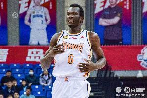 😁我又回来了！CBA官方：山西取消了平德尔的注册 重新注册法耶