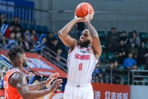 媒体人：四川男篮的注册禁令被FIBA正式解除 已经可以注册新球员