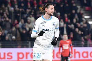 都体：阿莱格里强烈要求签下拉比奥特，本纳塞尔可能被纳入交易