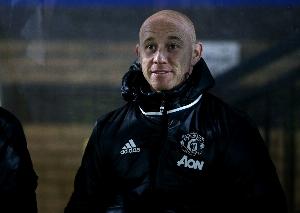 尼基-巴特：别纠结战术体系了，球员们根本达不到曼联需要的水平