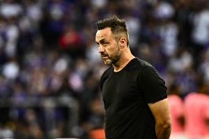 德泽尔比：踢皇马我们本可以做得更好，希望青木成为顶尖全能球员