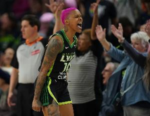 水星末节崩盘！“三双姐”下半场仅2分 神将23分8板7助5断山猫1-0