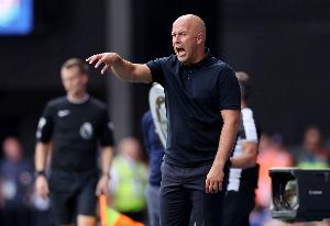 斯洛特：我们有一些球员表现不错，但这绝不是我们的最佳水平