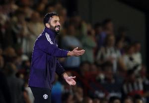 太阳报：曼联目前士气低落，多位球员对球队下滑之快感到震惊