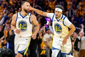 库里晒图欢迎新队友！库里兄弟同框P图 很快就将成真