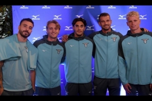 罗体：美津浓的欧洲最大旗舰店在罗马开张，多位拉齐奥球员出席