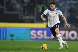 都体：米兰和国米有意拉齐奥后卫吉拉，皇马有50%二转