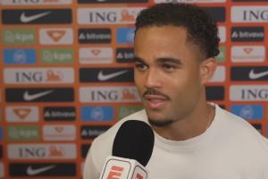 印尼无缘世界杯，小克鲁伊维特：我爸尽力了，球迷跑我这来刷下课