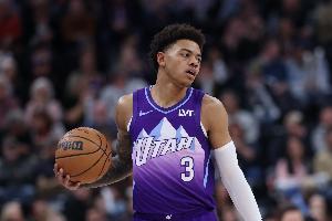 就是敢打！基昂特-乔治首节9分钟 5中4高效拿到8分1助1断