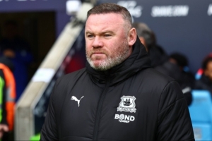 曼联旧将：鲁尼执教曼联几乎没戏，来带一带年轻前锋还是不错的