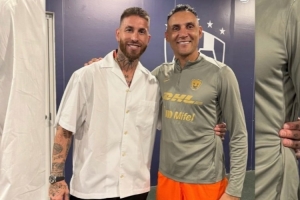 两位皇马名宿！拉莫斯晒纳瓦斯合影：总是很高兴见到你，兄弟