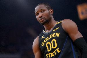 还不错！库明加半场6中3贡献10分5板2断 罚球3中3