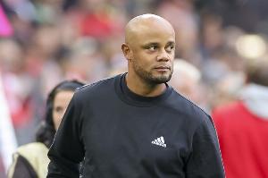 阿西格农：孔帕尼始终踢有野心的足球，他本身就由最优秀者所培养