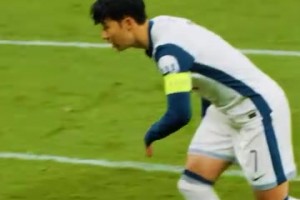 他把最好的时光都留在那了！孙兴慜的艺术性一刻！