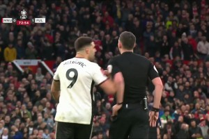 😮大气层操作！安东尼和桑乔连线“一脚造三红” ！