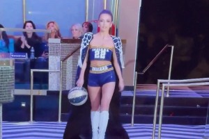 印第安纳州小姐身穿凯特琳-克拉克“球衣”亮相，还挺搭