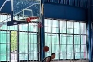 卧槽！手长脚长！哥们，你是国产文班啊？😲