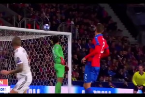 招牌的低杆右塞！克罗斯的经典克式推杆！优雅美丽的脚法！