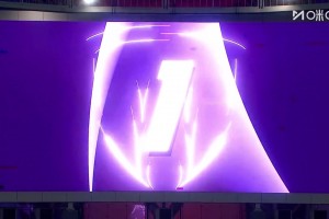 曾留洋德国9年，强迫症般严谨的执教风格，本土教练中的“另类”